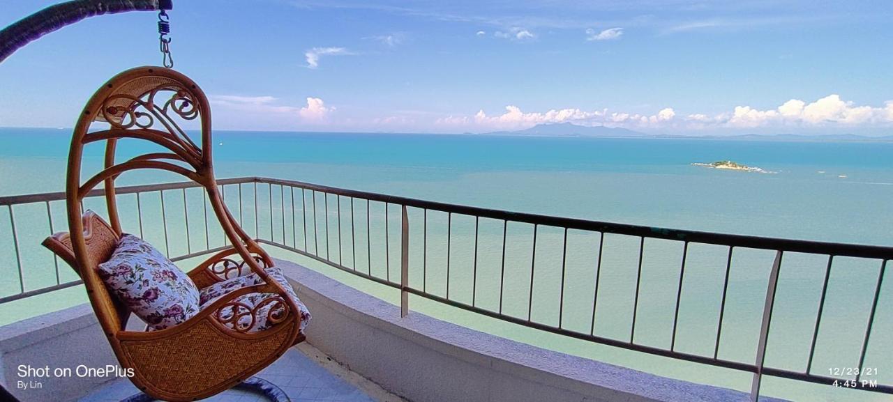 Sea View Paradise Apartment Танджунг Бунга Екстериор снимка
