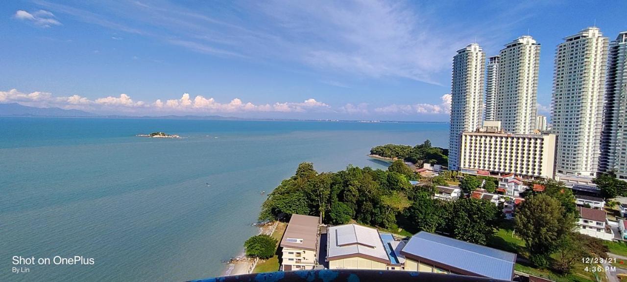 Sea View Paradise Apartment Танджунг Бунга Екстериор снимка