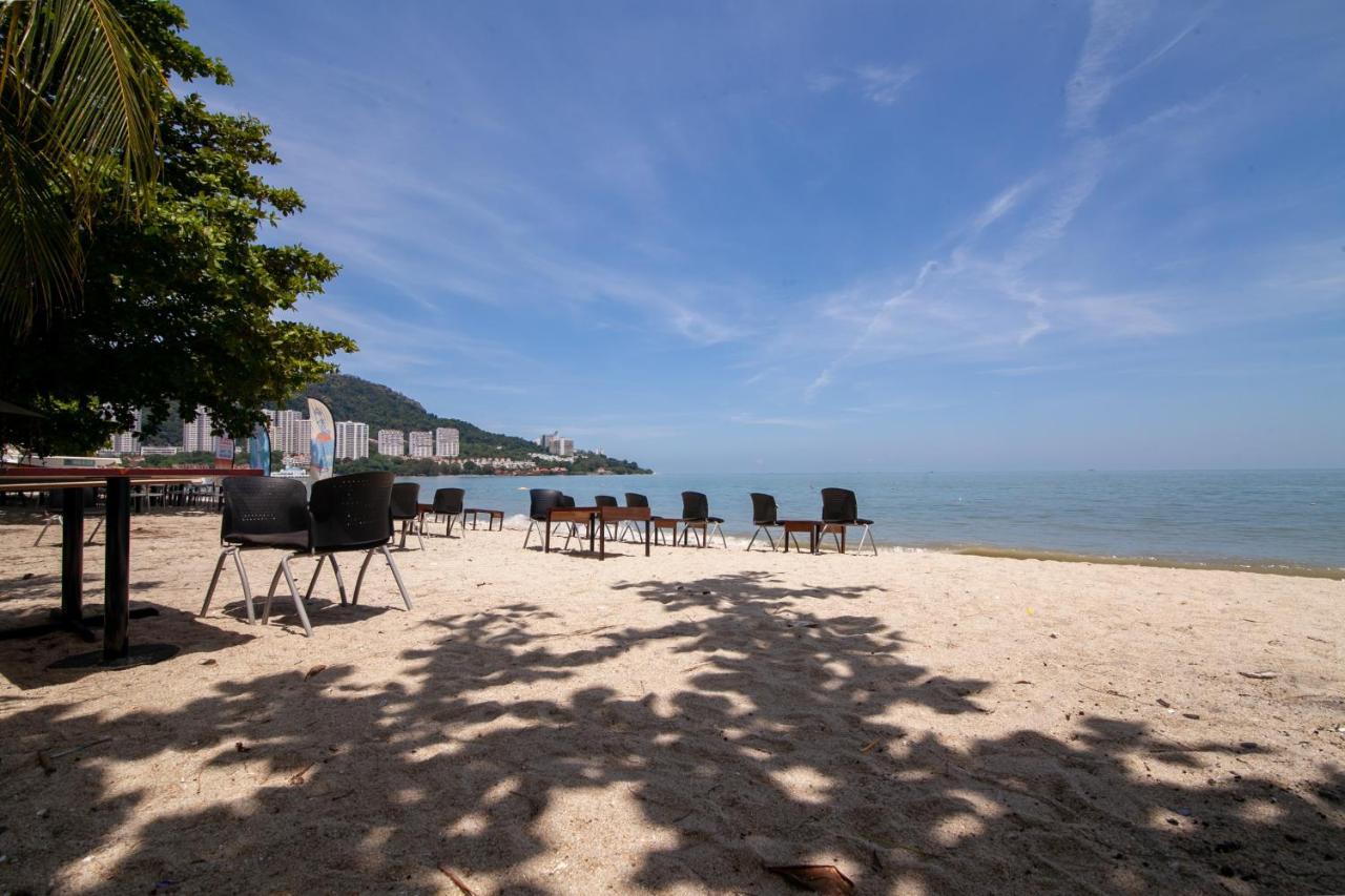 Sea View Paradise Apartment Танджунг Бунга Екстериор снимка